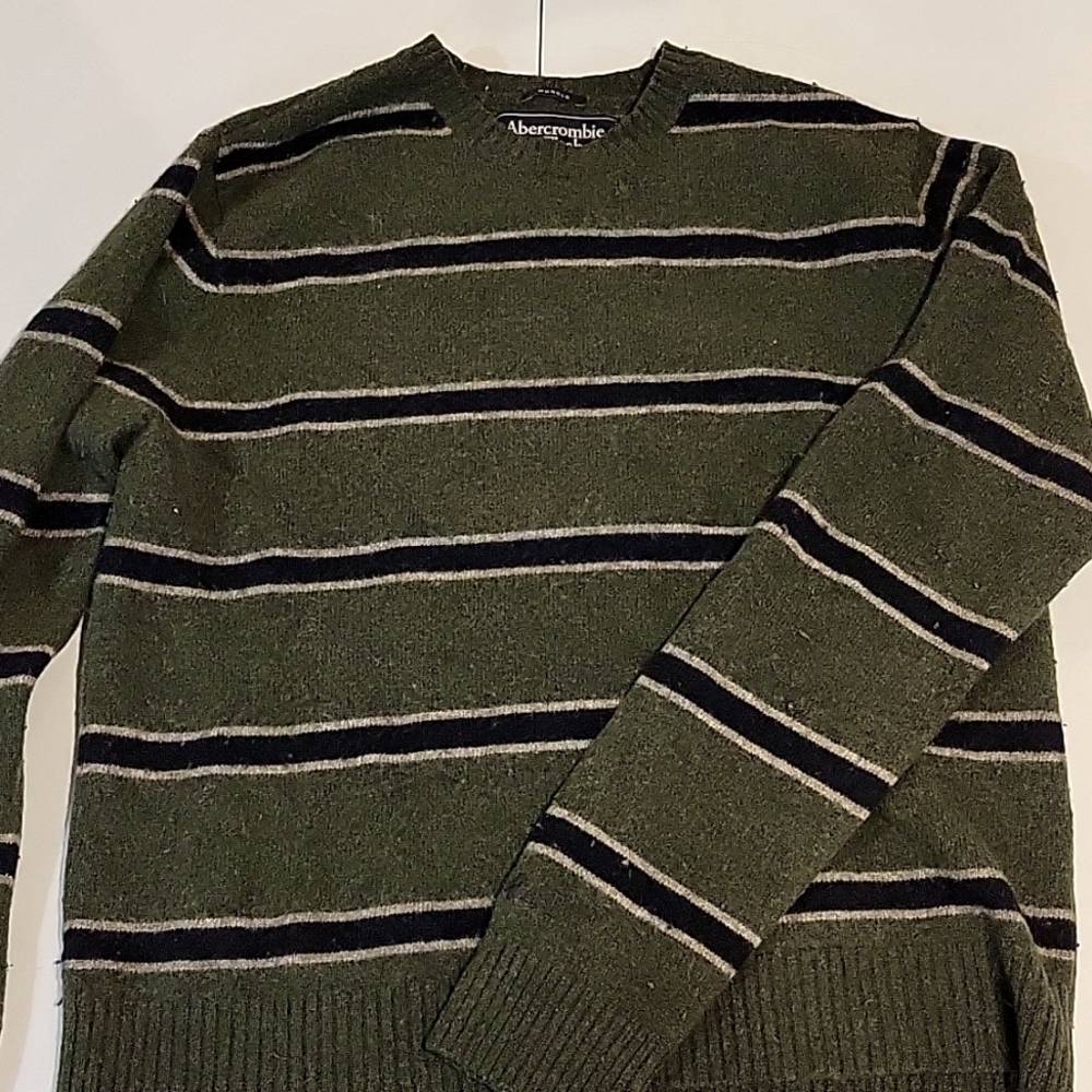 Abercrombie and Fitch medium wool sweater